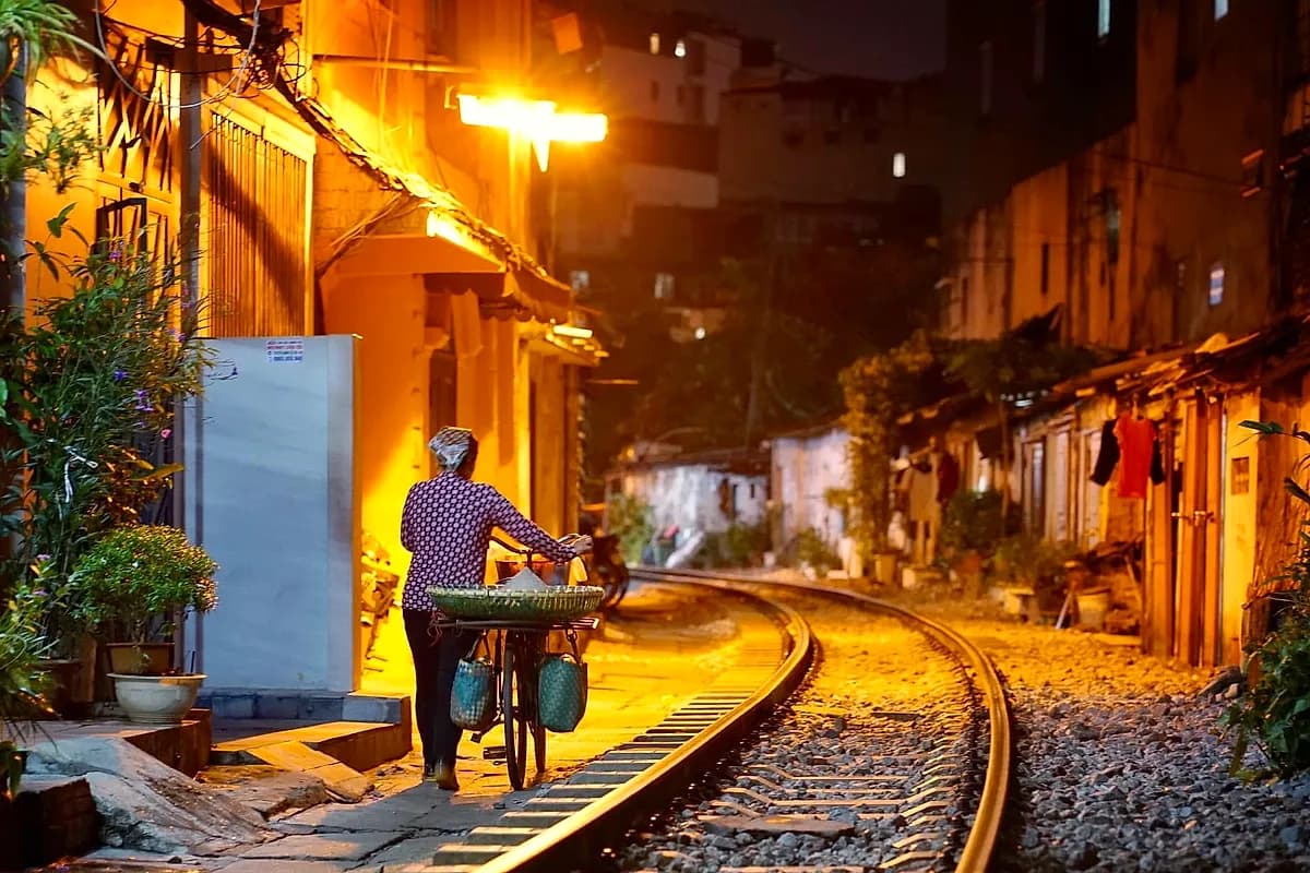 Day 5 — Sapa to Hanoi: Street Food Trail
