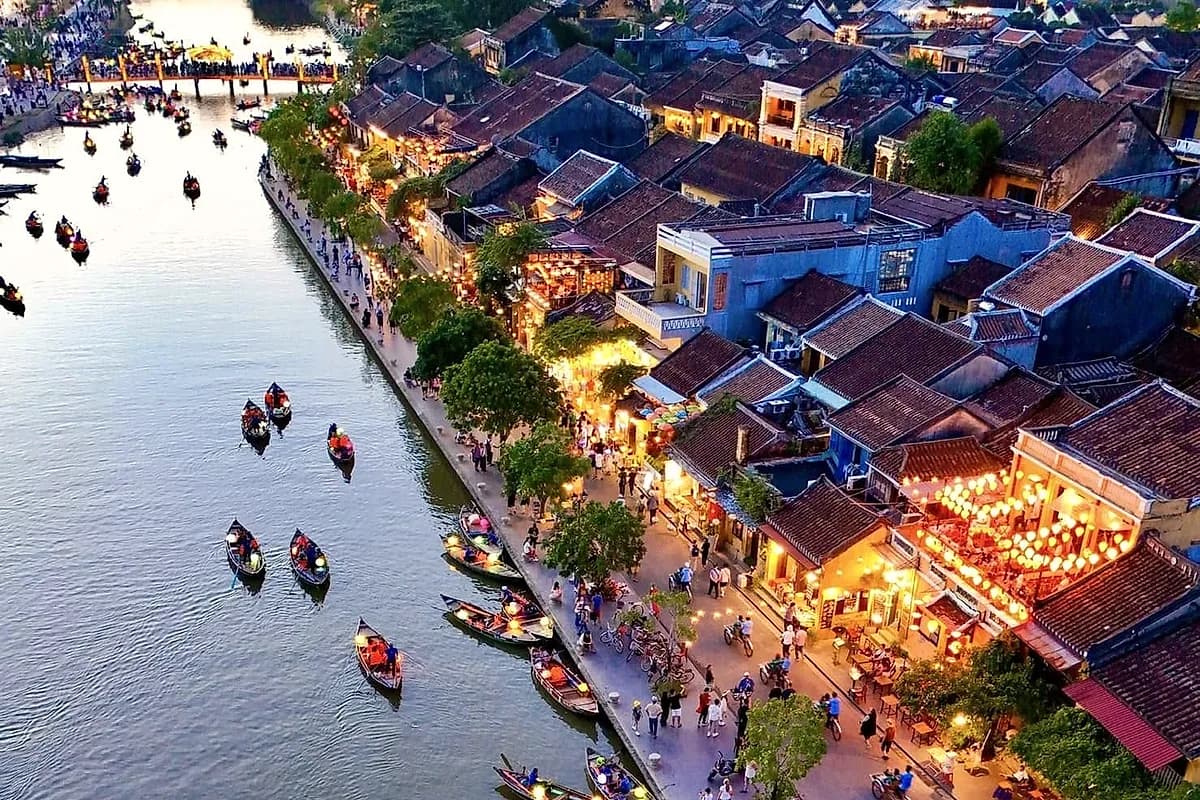 Hoi An Ancient Town & Lantern Evening