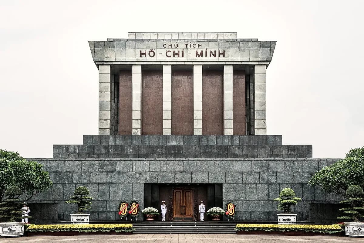 Private Hanoi Full-Day: Hidden Neighbourhoods, Historic Icons & West Lake Sunset